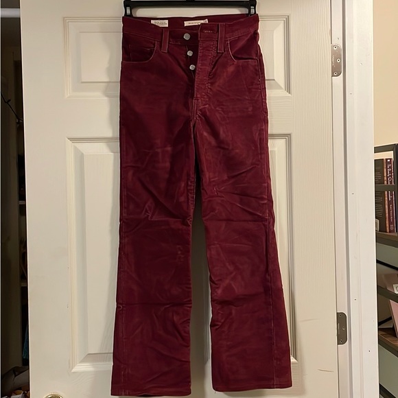 Levi’s Cropped Bootcut Corduroy Pants - Picture 2 of 6